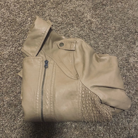 Faux Leather Jacket - Picture 7 of 8